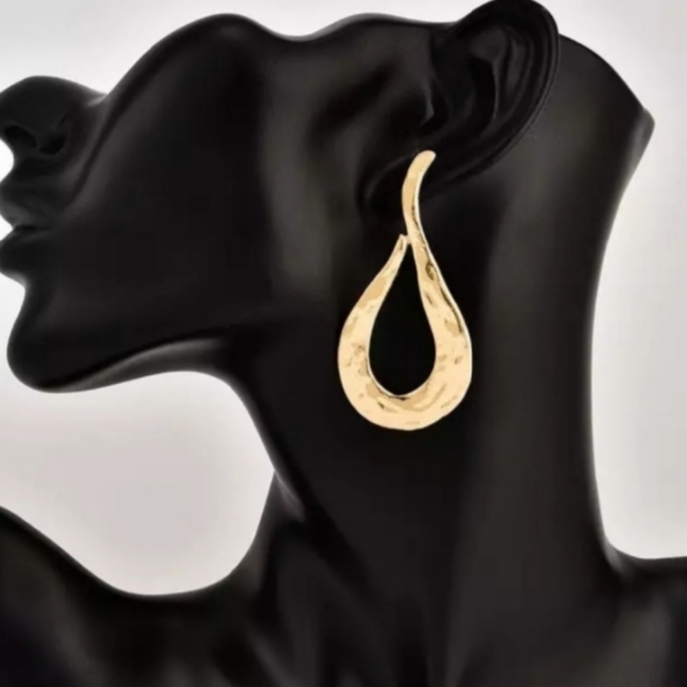 Fun Affair Earrings